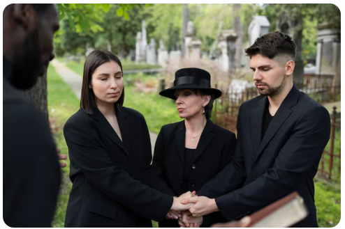 Beerdigung für Angehörige: Übersicht der Bestattungsarten